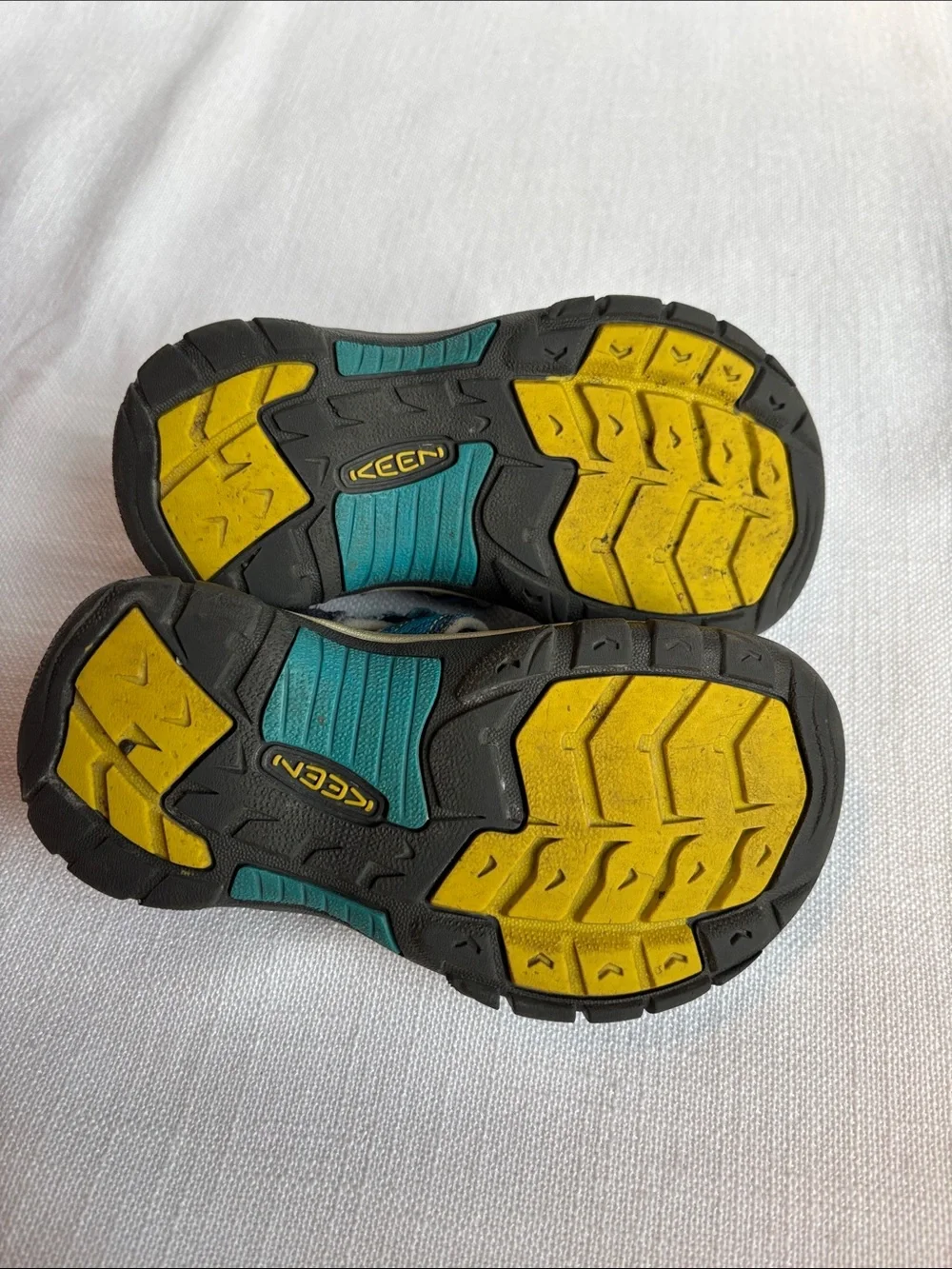 Keen Kids Teal and Navy Closed-Toe Adventure Sandals